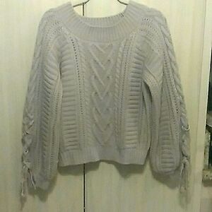 INGNI pre owned sweater size M
